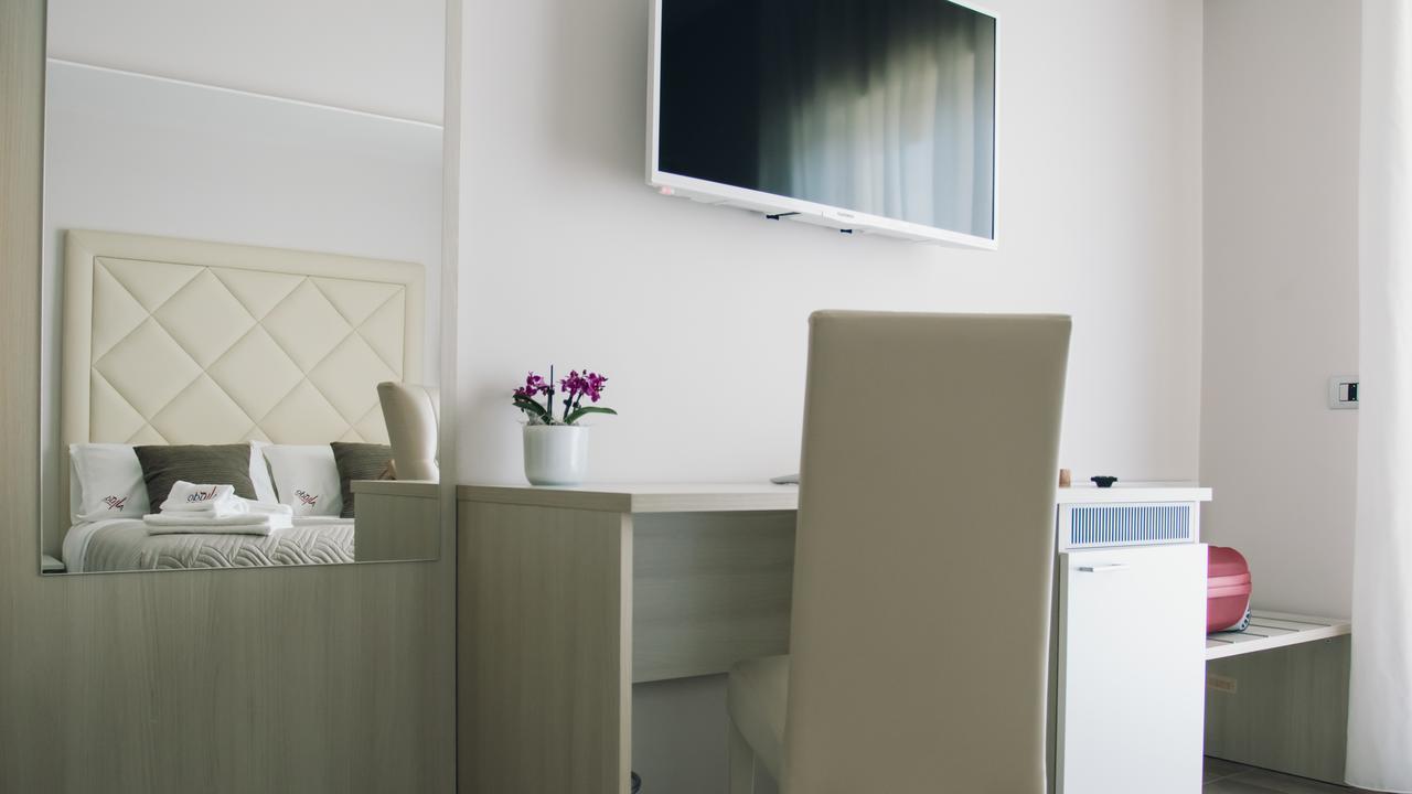 Alludo Aparthotel B&B อากริเจนโต ภายนอก รูปภาพ