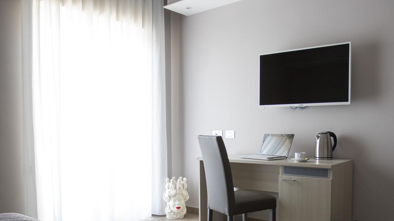 Alludo Aparthotel B&B อากริเจนโต ภายนอก รูปภาพ